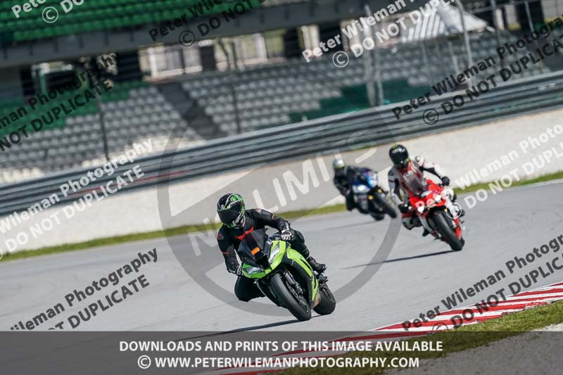 Sepang;event digital images;motorbikes;no limits;peter wileman photography;trackday;trackday digital images